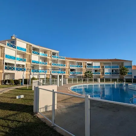 Apartment T2 Avec Vue Imprenable, Parking, Piscine *