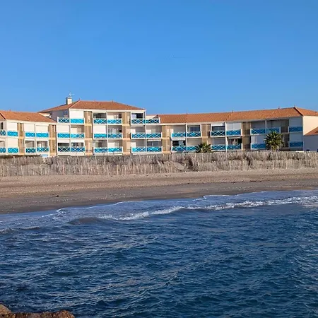 Apartment T2 Avec Vue Imprenable, Parking, Piscine