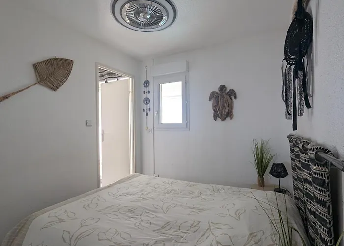 アパート T2 Avec Vue Imprenable, Parking, Piscine