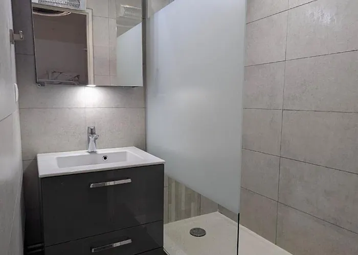 T2 Avec Vue Imprenable, Parking, Piscine アパート